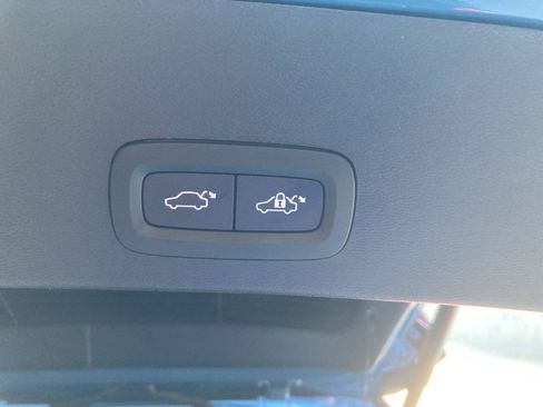 Used 2023 Volvo XC40 Recharge Ultimate w/ Protection Package Premier AWD/4WD image 21