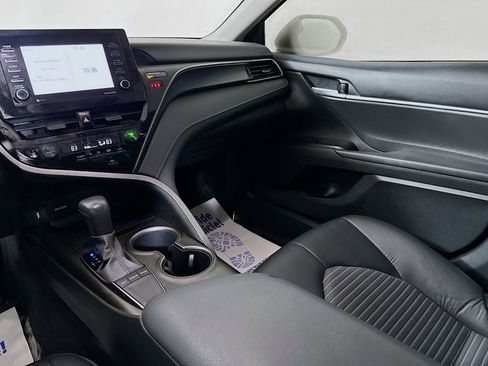 Used 2023 Toyota Camry SE w/ Convenience Package image 22