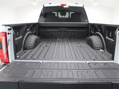 New 2026 Ford F250 XLT w/ XLT Premium Package image 18