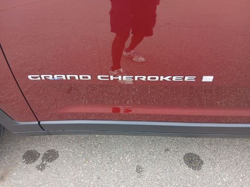 New 2026 Jeep Grand Cherokee L Limited image 12