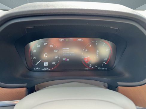 Used 2021 Volvo S90 T6 Momentum image 21