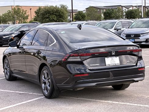 Certified 2023 Honda Accord EX image 4