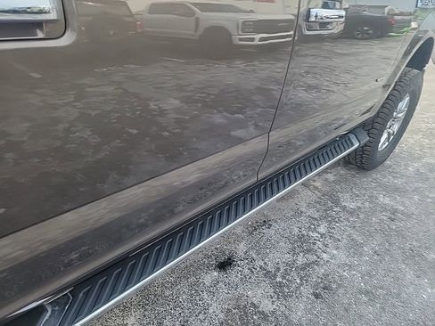 Used 2017 Ford F150 XLT w/ Equipment Group 302A Luxury image 11