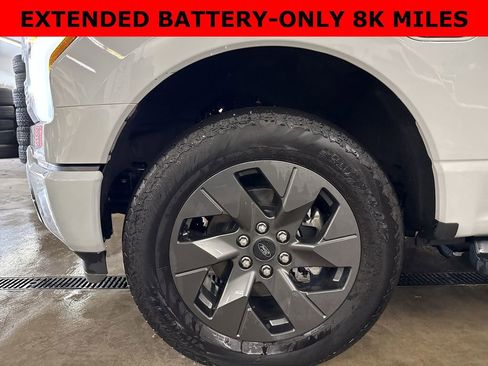 Used 2024 Ford F150 Lightning Flash image 18