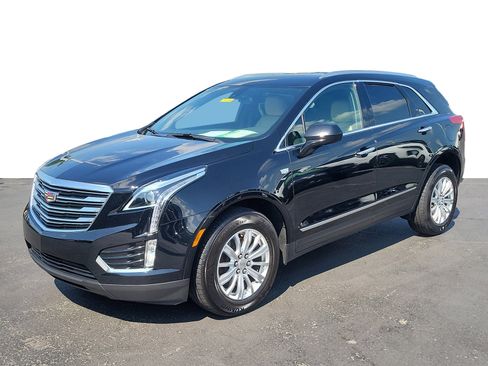 Used 2019 Cadillac XT5 Premium Luxury FWD image 3