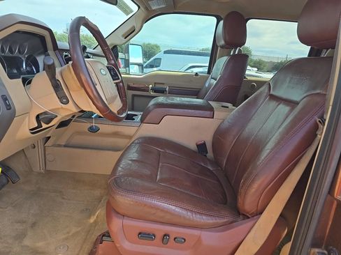 Used 2012 Ford F250 King Ranch w/ FX4 Off Road Pkg AWD/4WD image 7