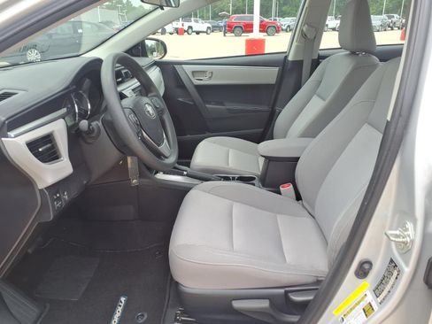 Used 2014 Toyota Corolla LE FWD image 15