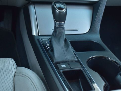 Used 2015 Hyundai Sonata Limited FWD image 30