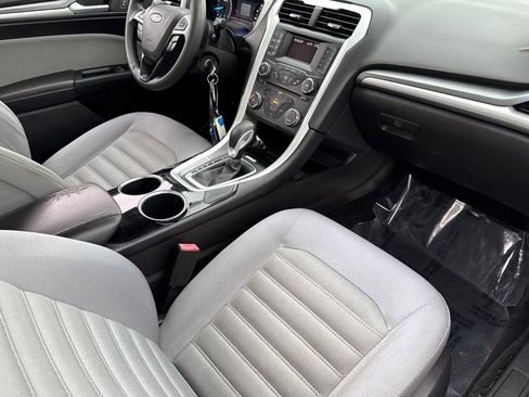 Used 2014 Ford Fusion S image 30