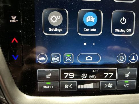 Used 2025 Subaru Outback Premium image 34