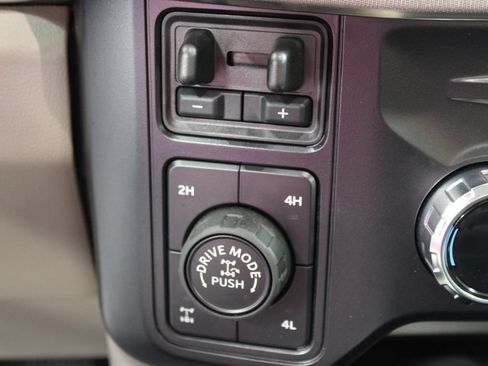 Used 2026 Ford F350 Platinum w/ Platinum Plus Package AWD/4WD image 82