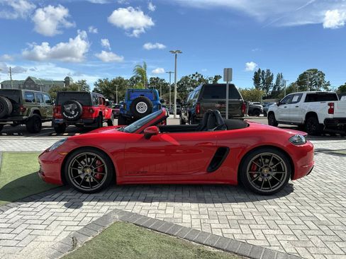 Used 2024 Porsche 718 Boxster GTS RWD image 3