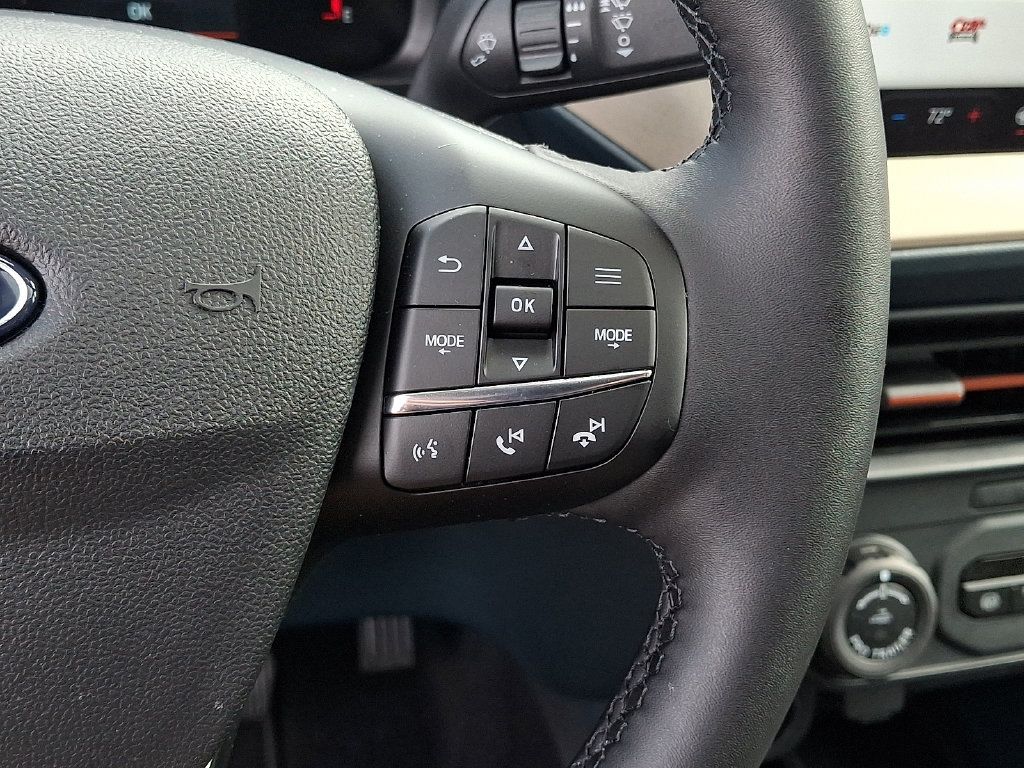 Used 2026 Ford Maverick Lariat AWD/4WD image 22