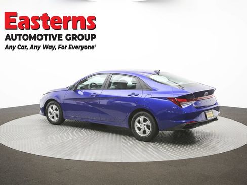 Used 2023 Hyundai Elantra SE w/ Preferred Accessory Package FWD image 62