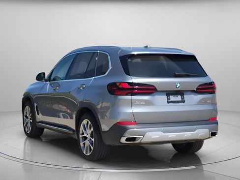 Used 2026 BMW X5 sDrive40i RWD image 3