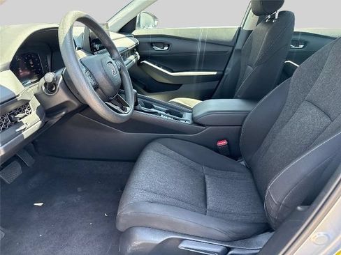 Used 2023 Honda Accord LX image 9