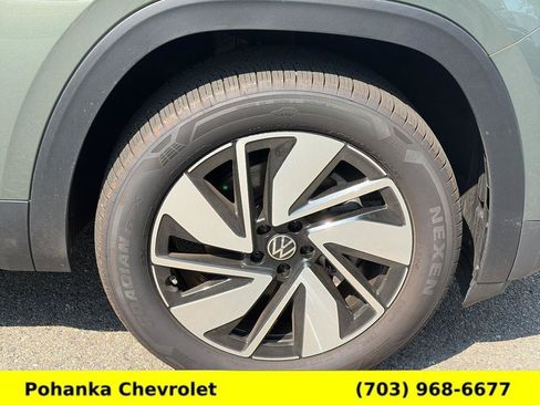 Used 2026 Volkswagen Atlas SEL AWD/4WD image 34