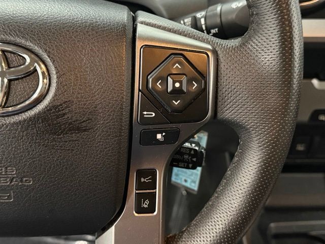 Used 2021 Toyota Tacoma SR5 RWD image 13