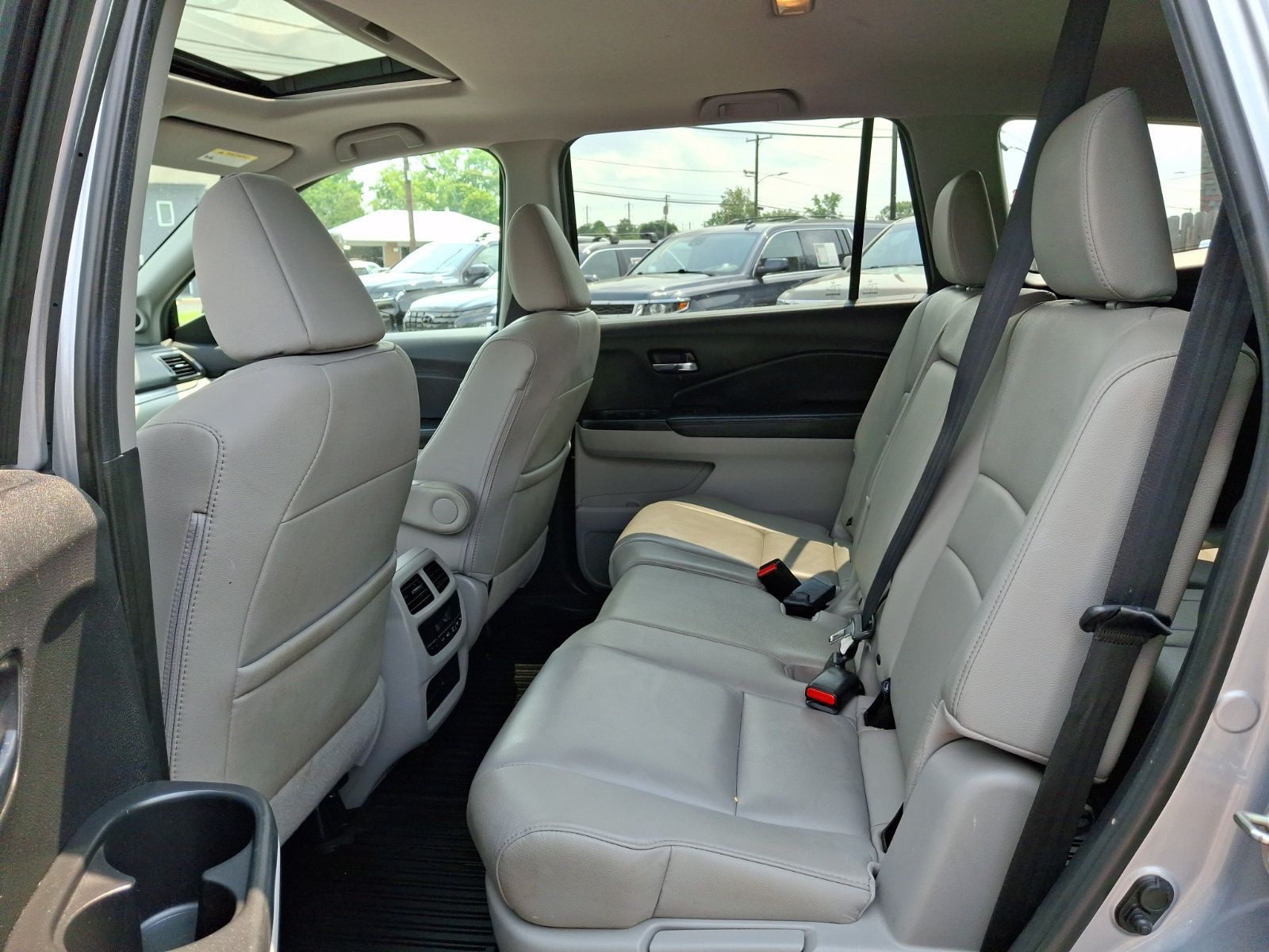 Used 2018 Honda Pilot EX-L image 11
