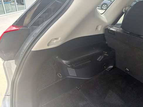 Used 2019 Nissan Rogue SV AWD/4WD image 22