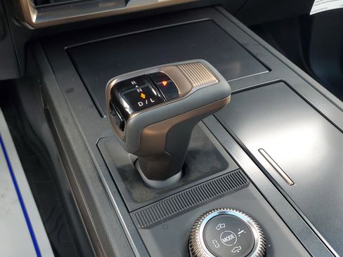 New 2025 GMC Hummer EV 2X image 29