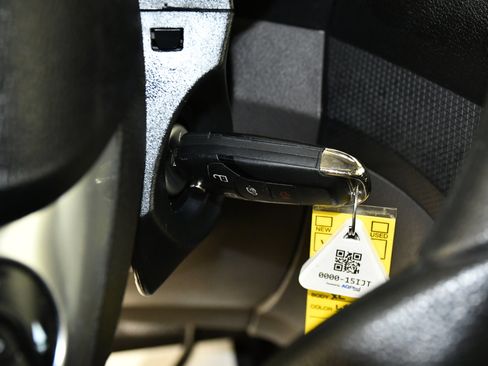 Used 2023 Ford Transit Connect XL image 24