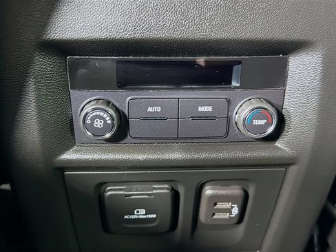 Used 2024 Chevrolet Traverse RS w/ LPO, Floor Liner Package AWD/4WD image 23