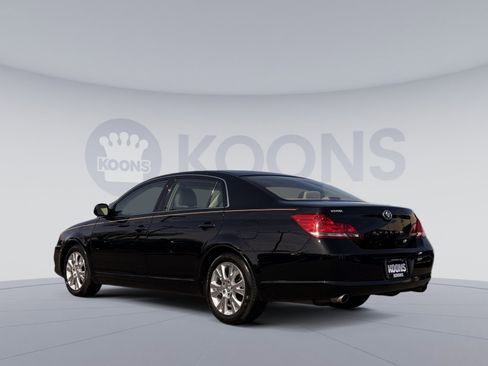 Used 2008 Toyota Avalon XLS image 4