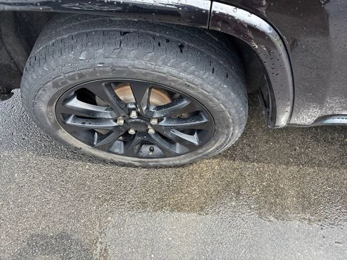 Used 2020 Jeep Grand Cherokee Altitude AWD/4WD image 6