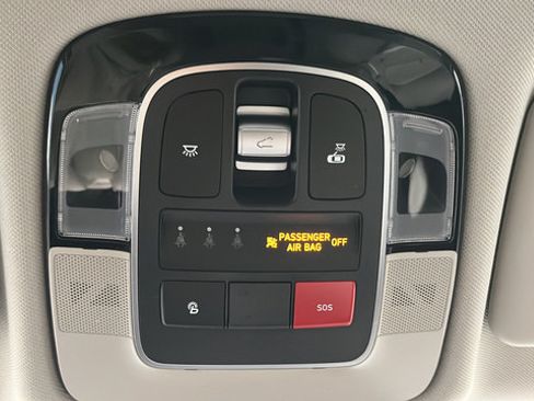 Used 2024 Hyundai Tucson Limited AWD/4WD image 34