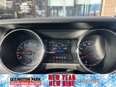 Used 2017 Ford Mustang GT Premium image 12