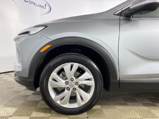 Certified 2024 Buick Encore GX Preferred w/ Comfort Package AWD/4WD image 30