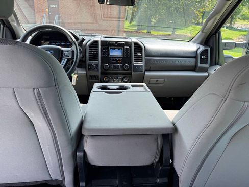 Used 2020 Ford F250 XL w/ Power Equipment Group AWD/4WD image 16