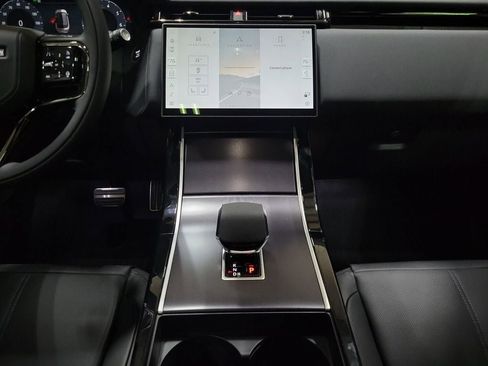 New 2026 Land Rover Range Rover Velar Dynamic SE image 26