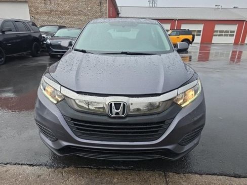 Used 2019 Honda HR-V LX image 3