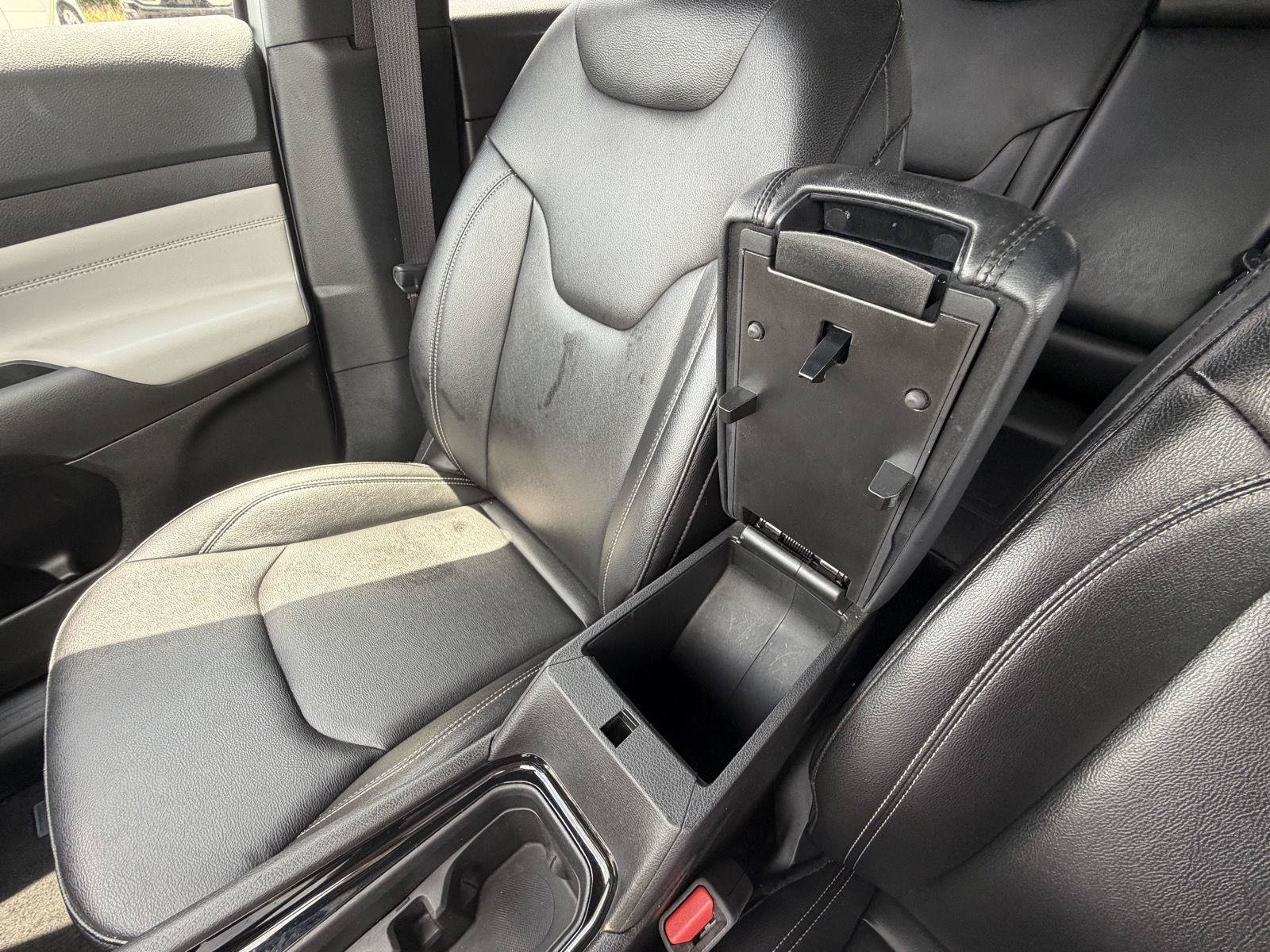 Certified 2025 Jeep Compass Limited AWD/4WD image 14