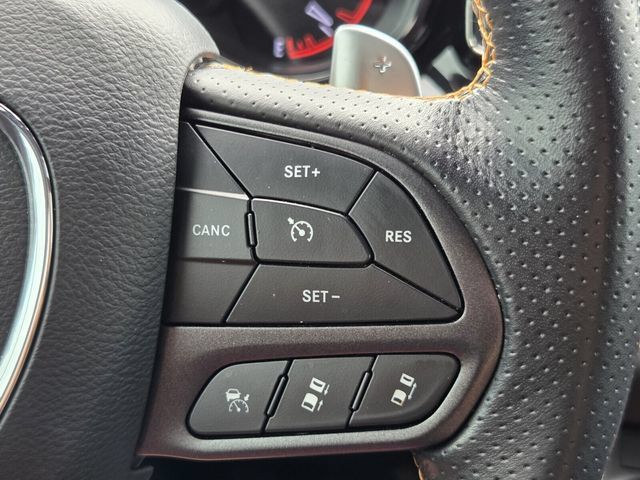 Used 2023 Dodge Durango R/T w/ Hemi Orange Plus Package AWD/4WD image 27