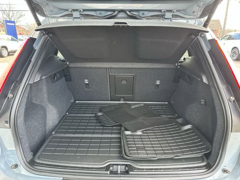 Used 2023 Volvo XC40 B5 Plus w/ Driver Assist Package image 13