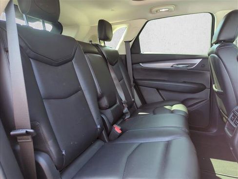 Used 2018 Cadillac XT5 Luxury w/ Driver Awareness Package FWD image 25