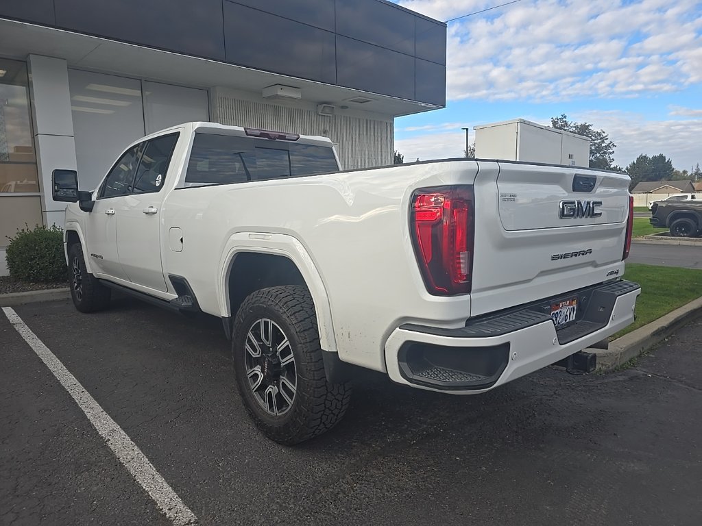 Used 2023 GMC Sierra 3500 AT4 w/ AT4 Premium Plus Package AWD/4WD image 2
