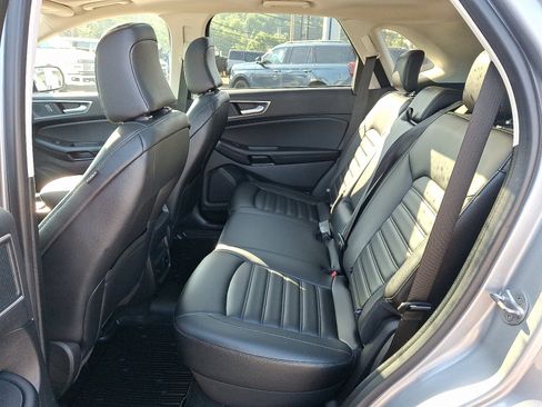 Used 2024 Ford Edge SEL w/ Convenience Package AWD/4WD image 10
