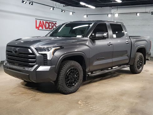New 2026 Toyota Tundra SR5 AWD/4WD image 3