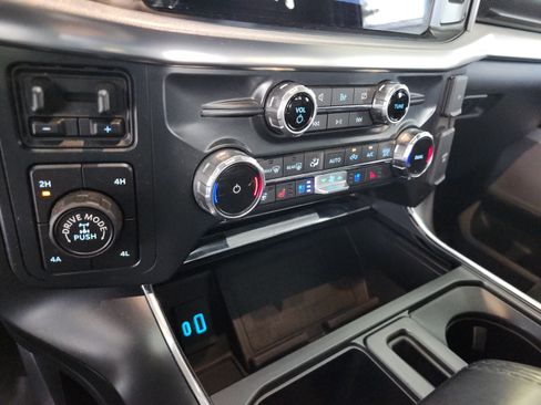 Used 2022 Ford F150 Raptor w/ Equipment Group 801A High AWD/4WD image 29