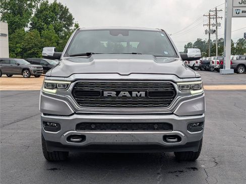 Used 2022 RAM 1500 Limited AWD/4WD image 9
