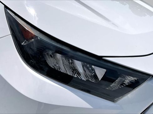 Used 2021 Toyota RAV4 LE FWD image 28