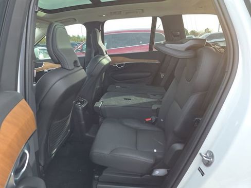 Used 2025 Volvo XC90 T8 Plus w/ Protection Package Premier image 14