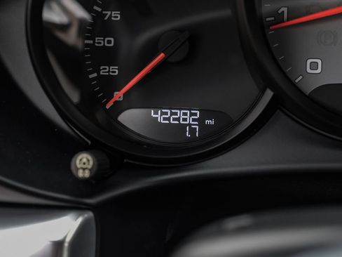 Used 2017 Porsche 718 Cayman S RWD image 17