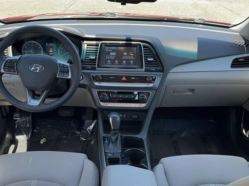 Used 2018 Hyundai Sonata SEL FWD image 13