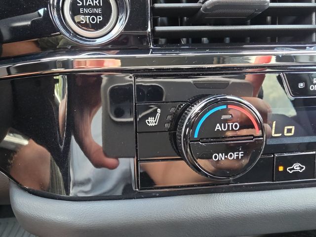 Used 2023 Nissan Pathfinder Rock Creek AWD/4WD image 19