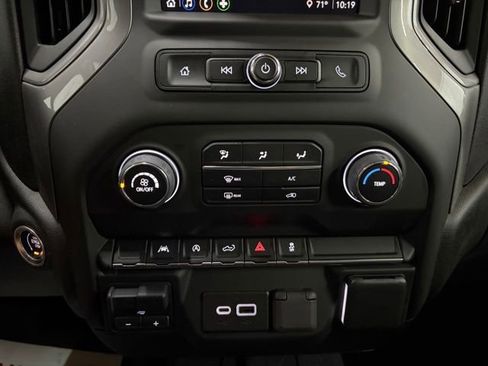 Used 2023 Chevrolet Silverado 1500 Custom AWD/4WD image 36
